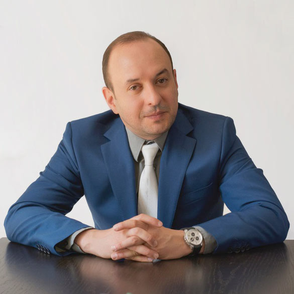 photo of alireza mashhhadi mirza